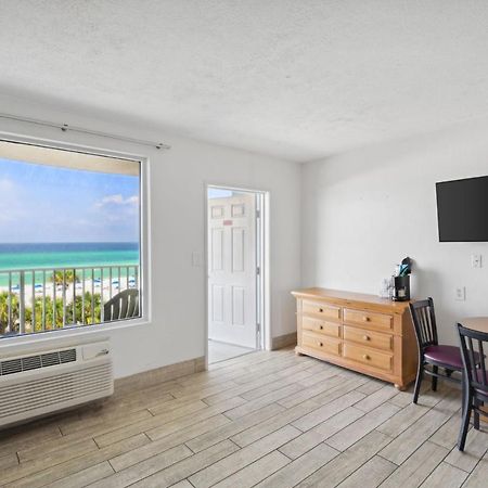 Holiday Terrace Beachfront Hotel, A By The Sea Resort بنما سيتي بيتش المظهر الخارجي الصورة