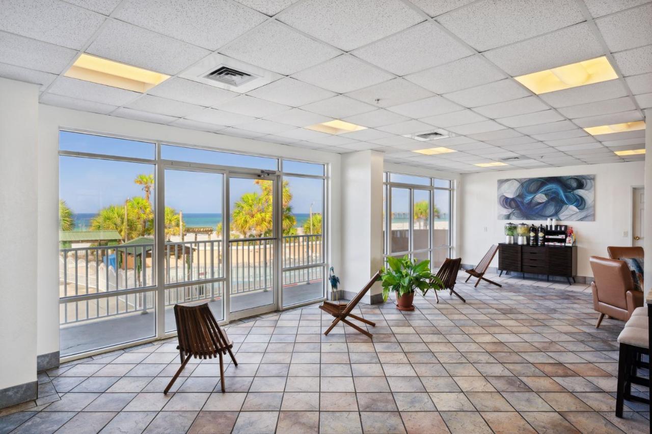 Holiday Terrace Beachfront Hotel, A By The Sea Resort بنما سيتي بيتش المظهر الخارجي الصورة