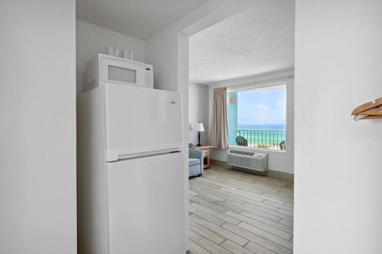 Holiday Terrace Beachfront Hotel, A By The Sea Resort بنما سيتي بيتش المظهر الخارجي الصورة