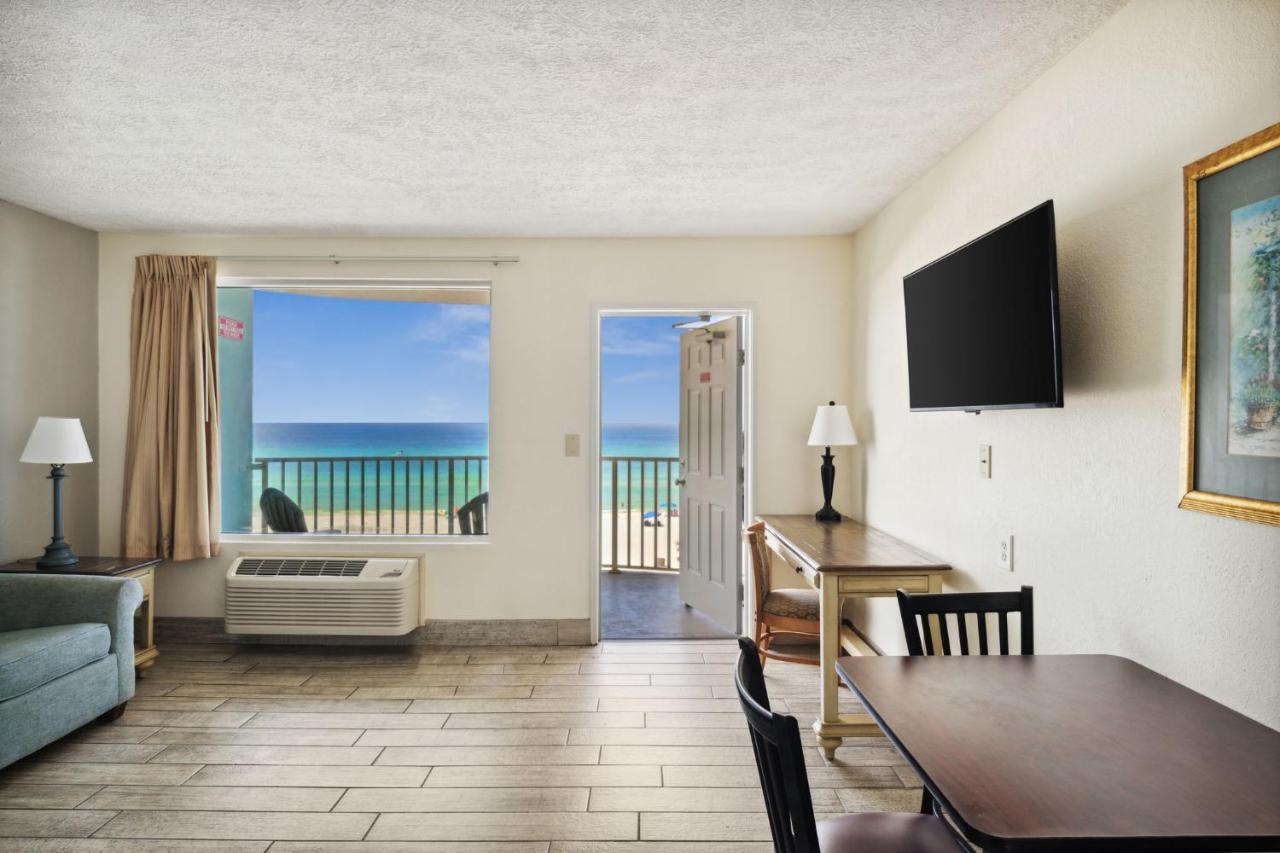 Holiday Terrace Beachfront Hotel, A By The Sea Resort بنما سيتي بيتش المظهر الخارجي الصورة