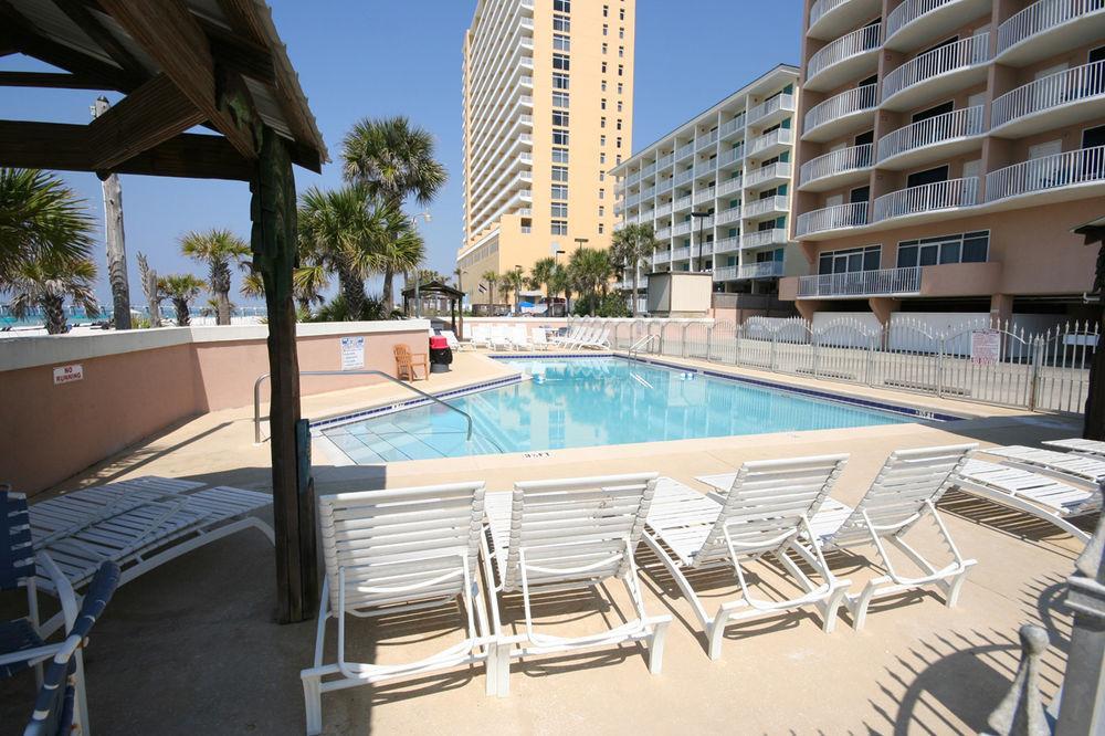 Holiday Terrace Beachfront Hotel, A By The Sea Resort بنما سيتي بيتش المظهر الخارجي الصورة